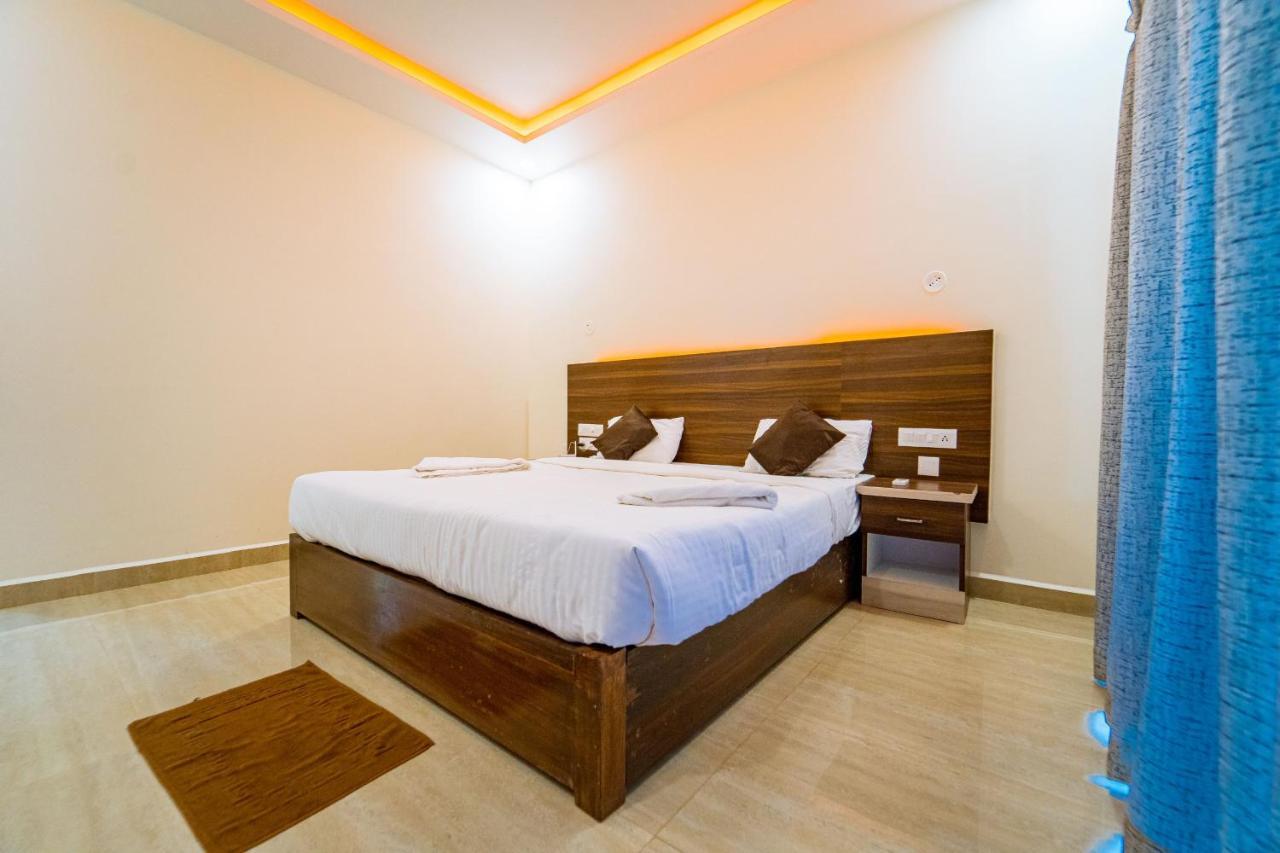 Hotel Darsy Residency Agonda Exterior foto